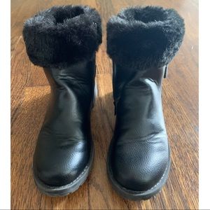 Childrens Place Girls Ankle Boots Sz 1